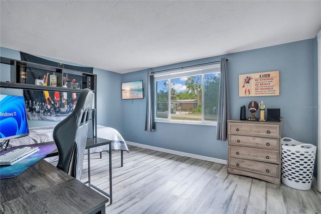 391 N WALTON AVENUE, Tarpon Springs, FL 34689