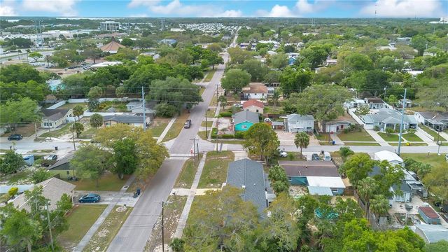 391 N WALTON AVENUE, Tarpon Springs, FL 34689