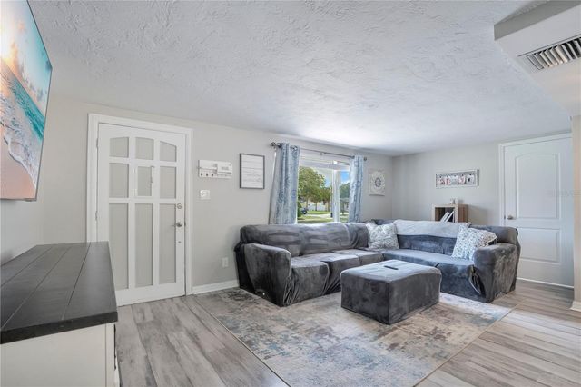 391 N WALTON AVENUE, Tarpon Springs, FL 34689