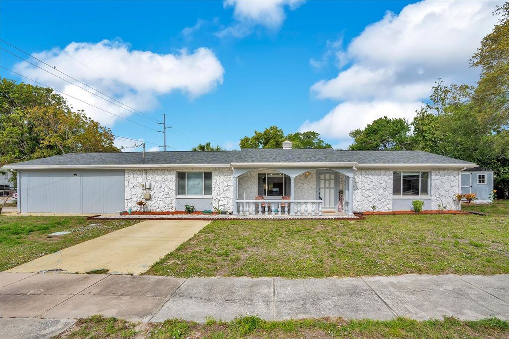 391 N WALTON AVENUE, Tarpon Springs, FL 34689