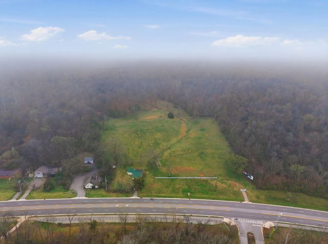1447 Franklin Rd, Brentwood, TN 37027