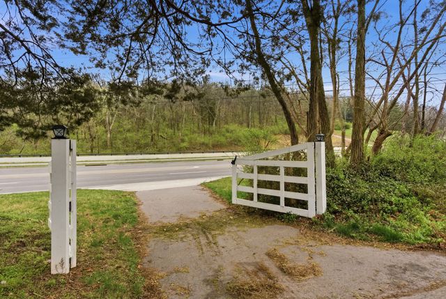 1447 Franklin Rd, Brentwood, TN 37027