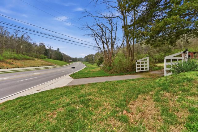 1447 Franklin Rd, Brentwood, TN 37027