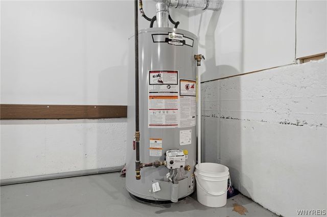 7228 Lower East Hill Road, Boston, NY 14033