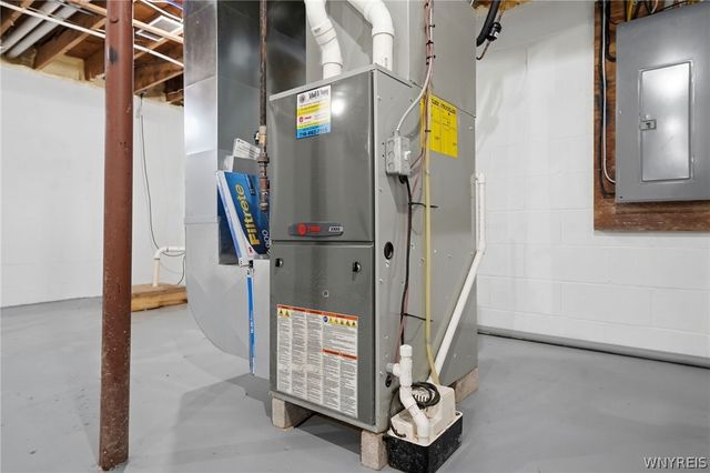 7228 Lower East Hill Road, Boston, NY 14033