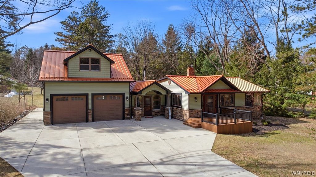 7228 Lower East Hill Road, Boston, NY 14033