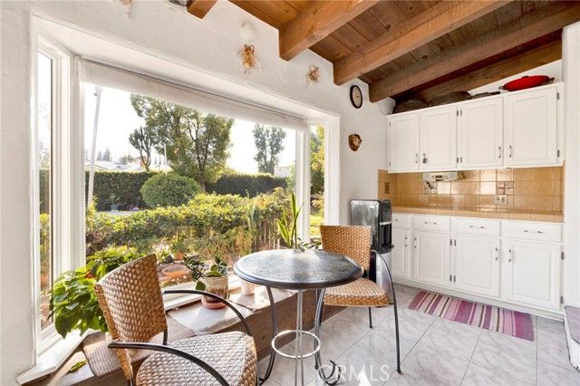 14748 Valerio Street, Van Nuys (los Angeles), CA 91405