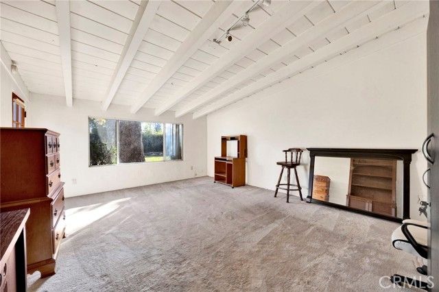 14748 Valerio Street, Van Nuys (los Angeles), CA 91405