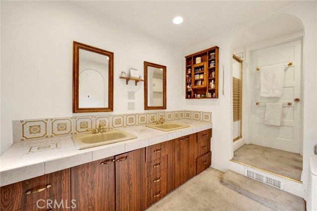 14748 Valerio Street, Van Nuys (los Angeles), CA 91405