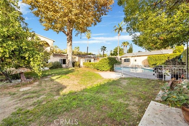 14748 Valerio Street, Van Nuys (los Angeles), CA 91405