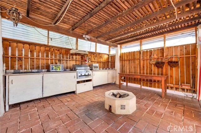 14748 Valerio Street, Van Nuys (los Angeles), CA 91405