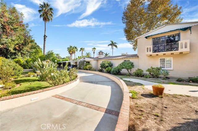 14748 Valerio Street, Van Nuys (los Angeles), CA 91405