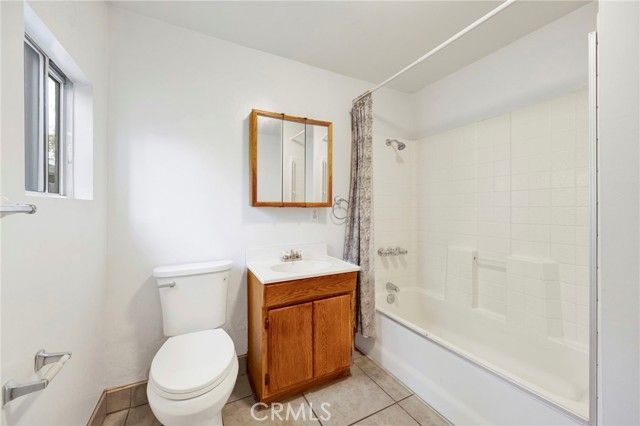 14748 Valerio Street, Van Nuys (los Angeles), CA 91405