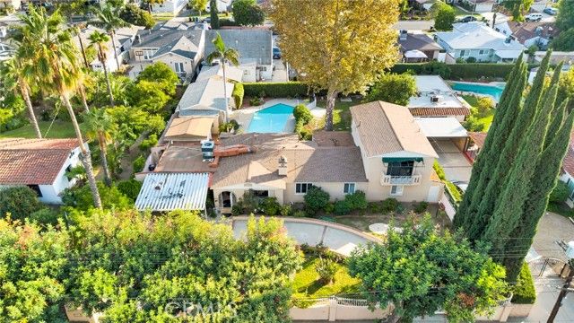 14748 Valerio Street, Van Nuys (los Angeles), CA 91405