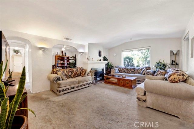 14748 Valerio Street, Van Nuys (los Angeles), CA 91405