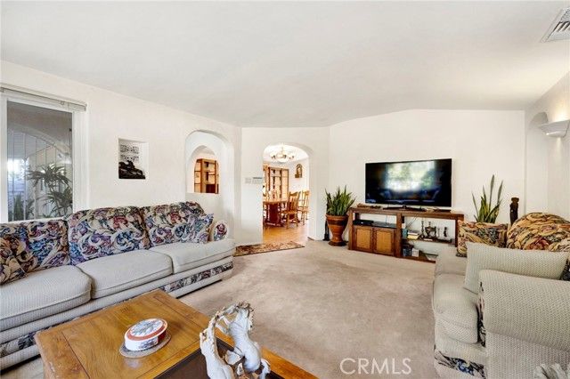 14748 Valerio Street, Van Nuys (los Angeles), CA 91405