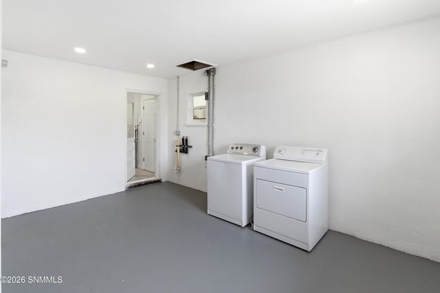 1755 Walden Drive, Las Cruces, NM 88001