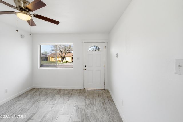 1755 Walden Drive, Las Cruces, NM 88001