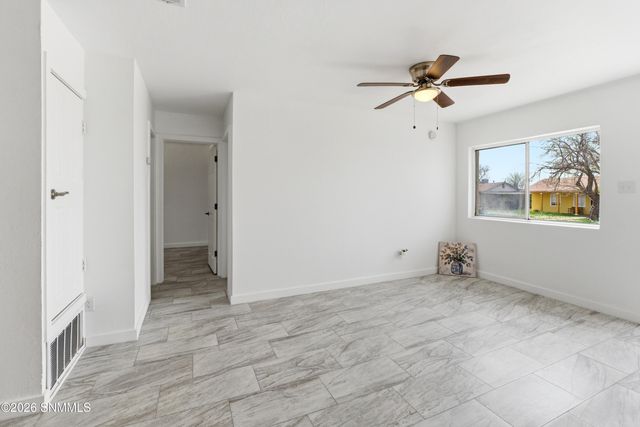 1755 Walden Drive, Las Cruces, NM 88001