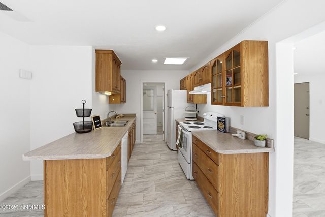 1755 Walden Drive, Las Cruces, NM 88001