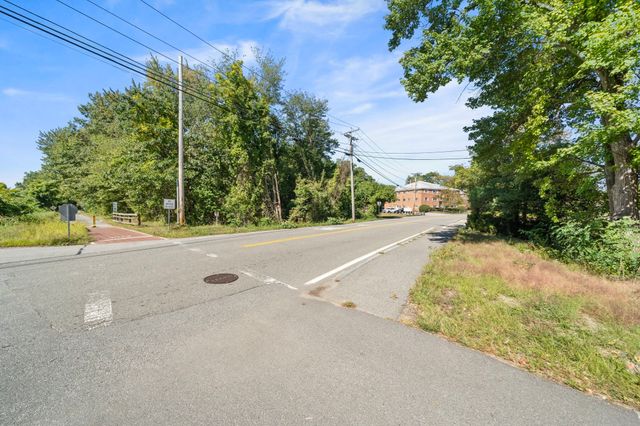 11 Glen Ave 28, Chelmsford, MA 01824