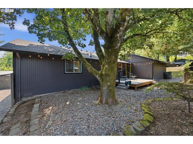 9924 Sw 37TH Ave, Portland, OR 97219