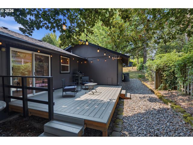 9924 Sw 37TH Ave, Portland, OR 97219