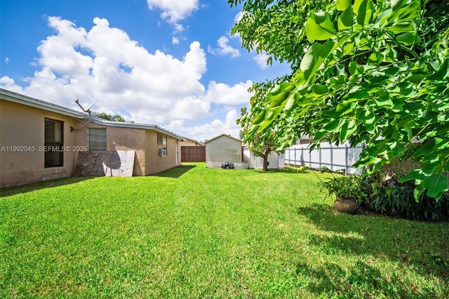 26215 SW 130th Ct, Homestead, FL 33032