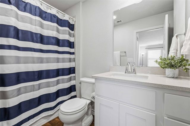 200 Capstone RD, Liberty Hill, TX 78642