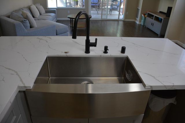 5221 Old Town Ln, Salida, CA 95368