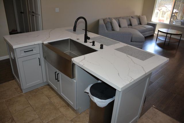 5221 Old Town Ln, Salida, CA 95368