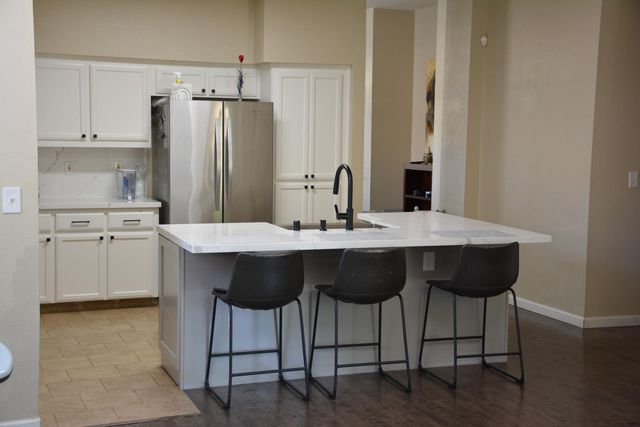 5221 Old Town Ln, Salida, CA 95368