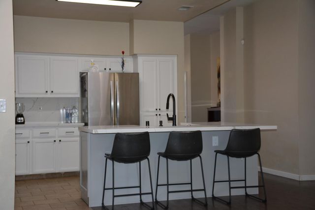 5221 Old Town Ln, Salida, CA 95368