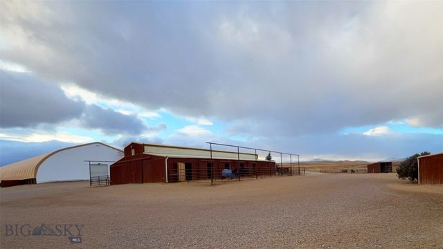 600 Blue Ribbon Lane, Dillon, MT 59725