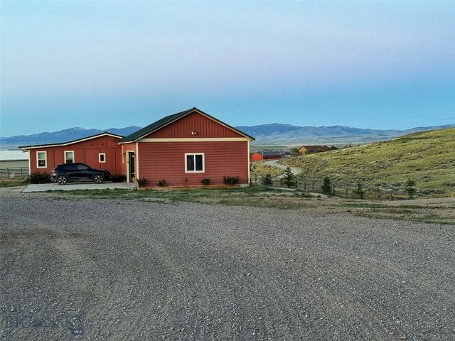 600 Blue Ribbon Lane, Dillon, MT 59725
