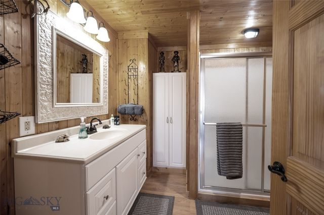 600 Blue Ribbon Lane, Dillon, MT 59725