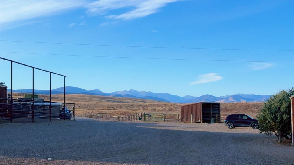 600 Blue Ribbon Lane, Dillon, MT 59725 photo 25