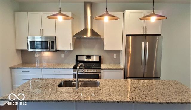 605 E 11th Street, Indianapolis, IN 46202