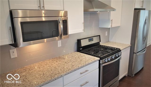 605 E 11th Street, Indianapolis, IN 46202