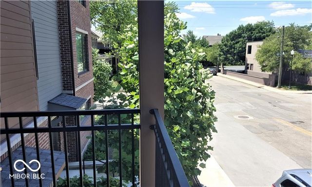 605 E 11th Street, Indianapolis, IN 46202