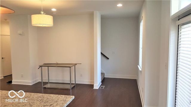 605 E 11th Street, Indianapolis, IN 46202