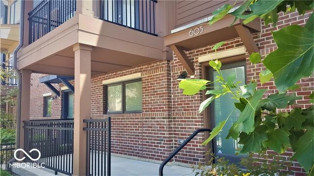 605 E 11th Street, Indianapolis, IN 46202