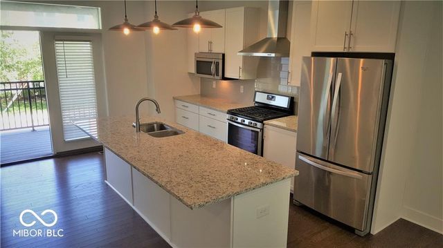 605 E 11th Street, Indianapolis, IN 46202