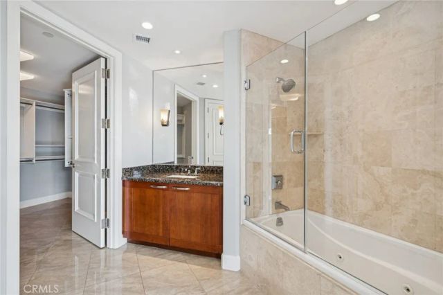 5047 SCHOLARSHIP, Irvine, CA 92612