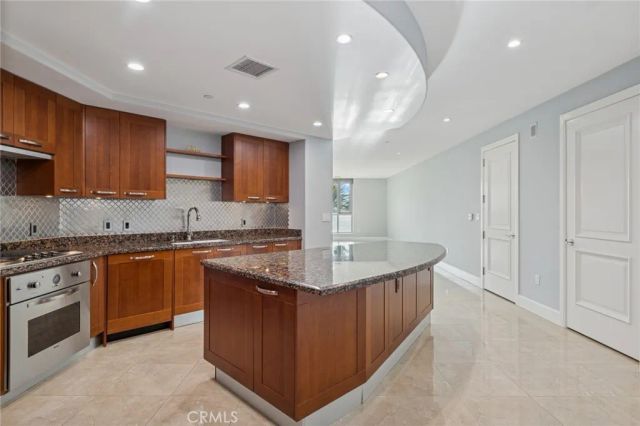 5047 SCHOLARSHIP, Irvine, CA 92612