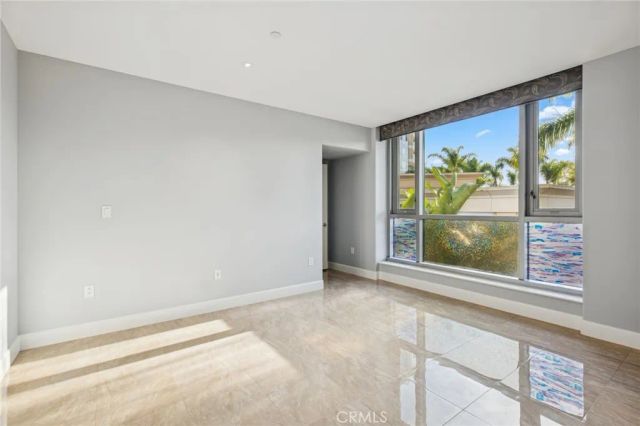 5047 SCHOLARSHIP, Irvine, CA 92612