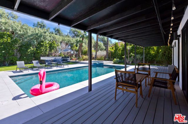 2660 N Farrell Drive, Palm Springs, CA 92262