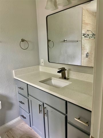 414 Goodyear Street, Irving, TX 75062