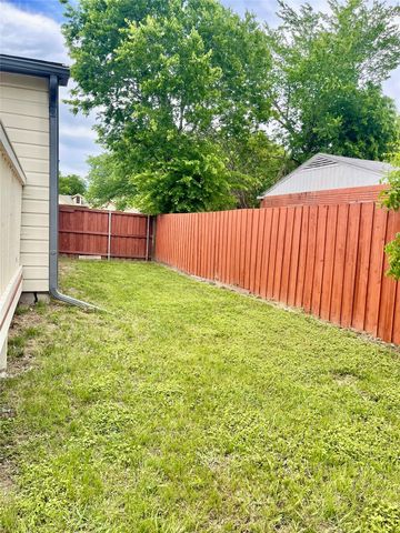 414 Goodyear Street, Irving, TX 75062