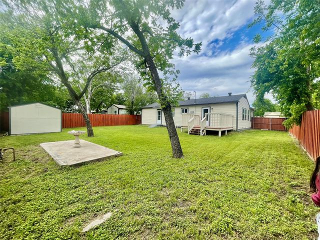 414 Goodyear Street, Irving, TX 75062